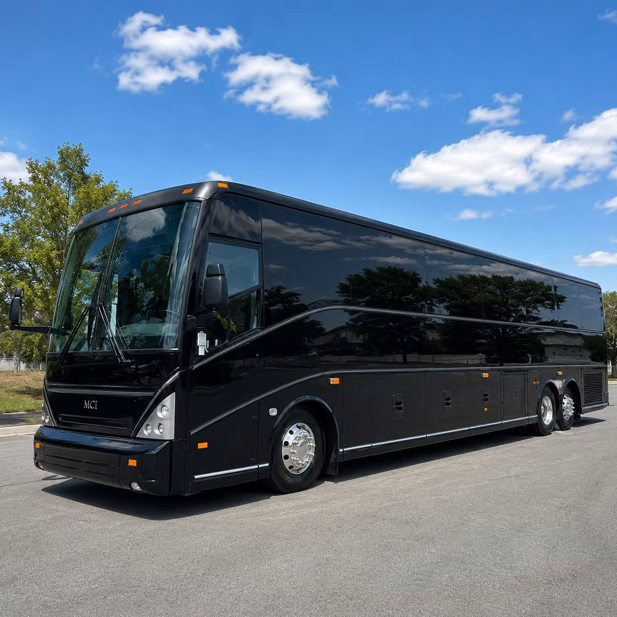 clarksville charter bus rental exterior
