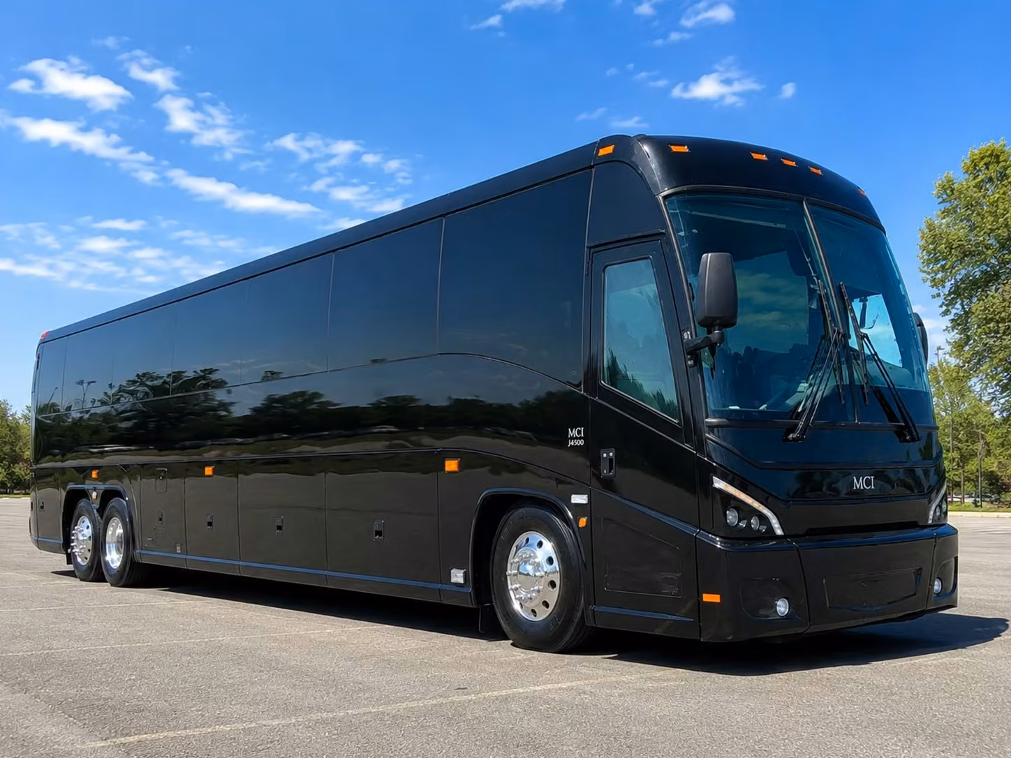 clarksville concert and special event bus rentals to nashville and beyond