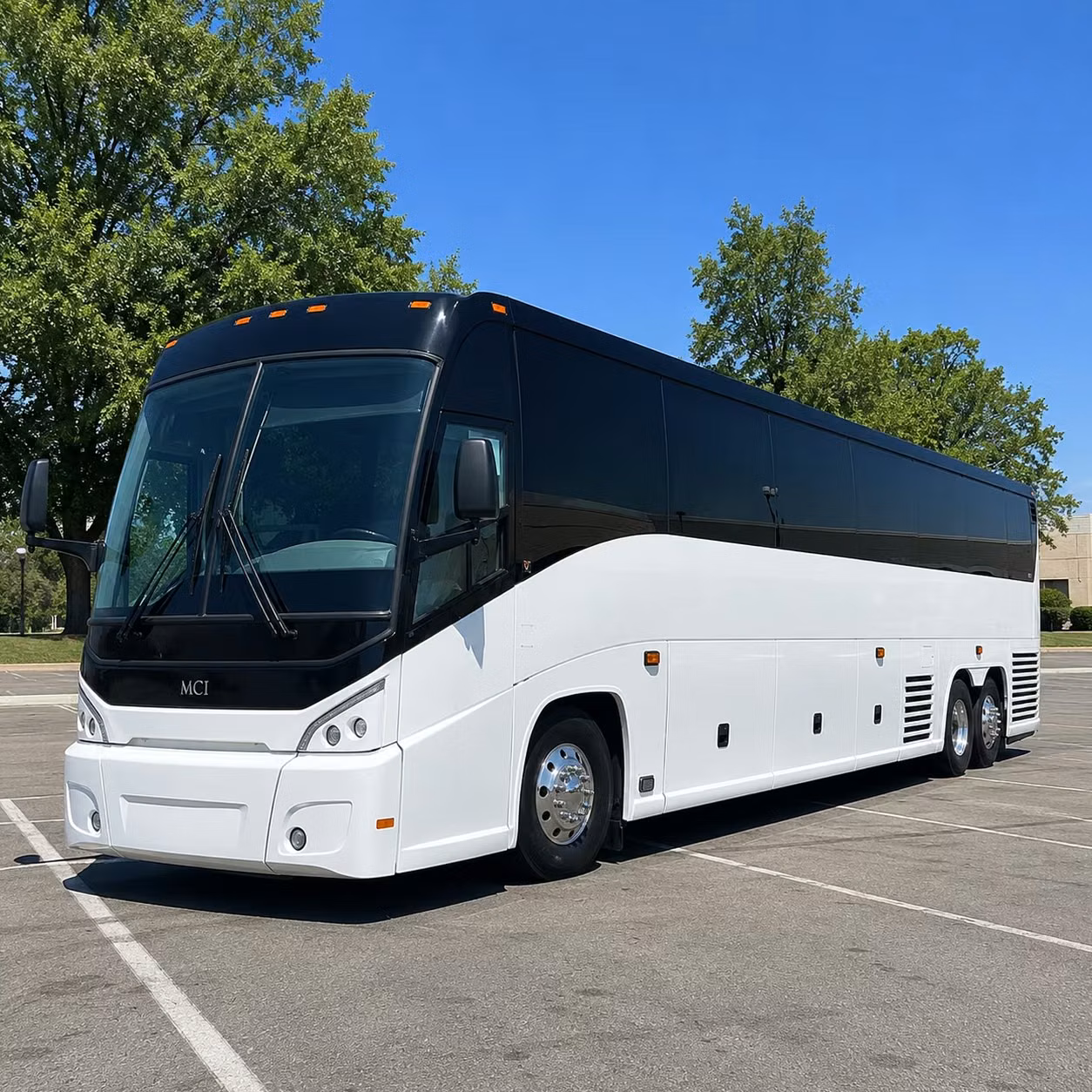 corporate groups and employee shuttles for clarksville businesses need reliable long distance options