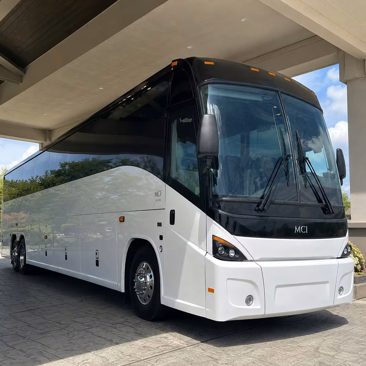 employee transportation in clarksville and all the surrounding areas