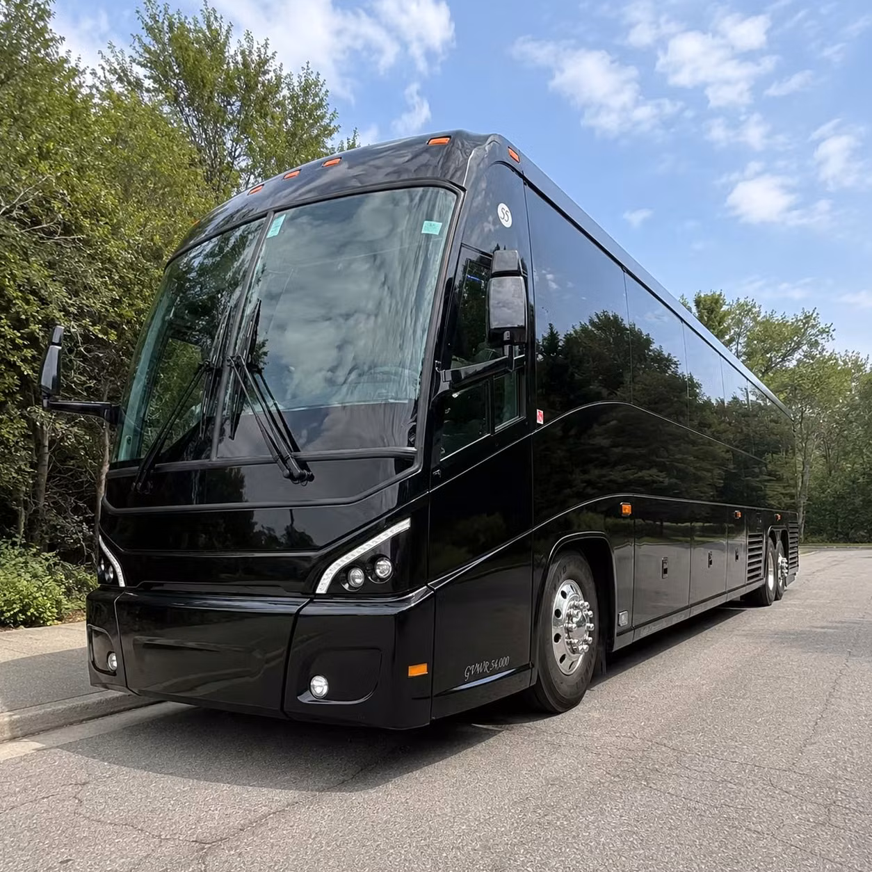long distance charter bus rentals from clarksville to nashville and beyond