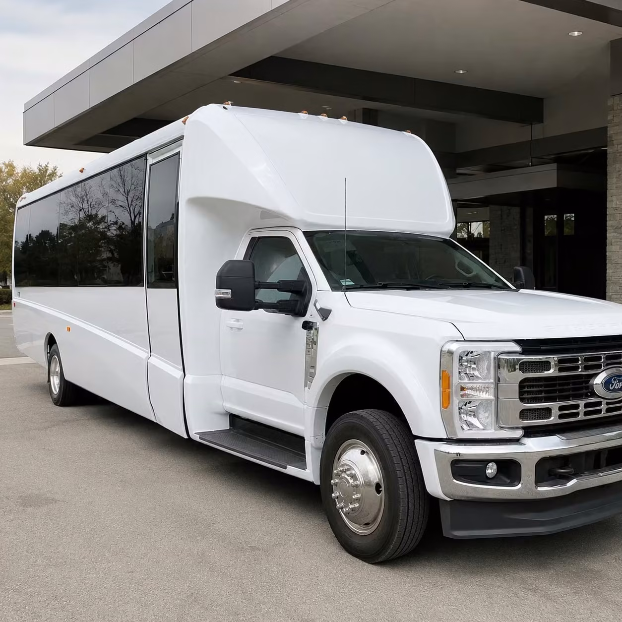 with busrentalclarksville com you can compare minibuses and charter buses for every clarksville prom group size